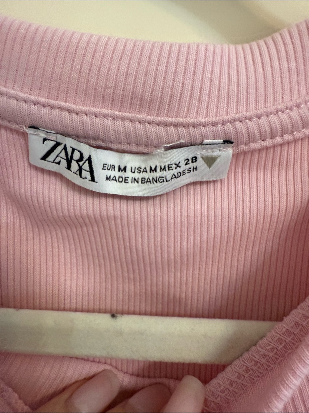 Zara Pink Ruffle Crop Top - Picture 3 of 5